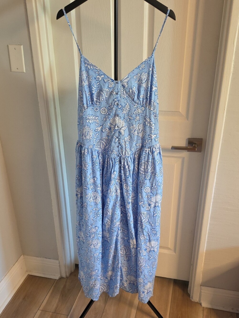 Roller Rabbit Light Blue Paisley Midi Dress with Spaghetti Straps